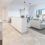 Apartament Paraiso Pueblo 24 *