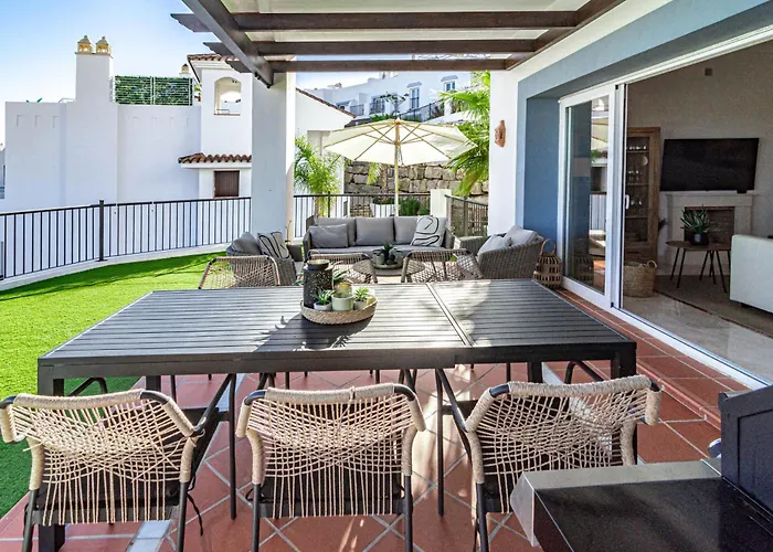 Paraiso Pueblo 24 エステポナ